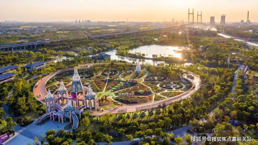 盘欢迎您-地址-价格-户型-小区环境-楼盘详情-交房时间-周边配套-售楼处电话J9国际集团招商中旅揽阅(营销中心)首页网站-招商中旅揽阅销售中心(售楼处)楼(图5)