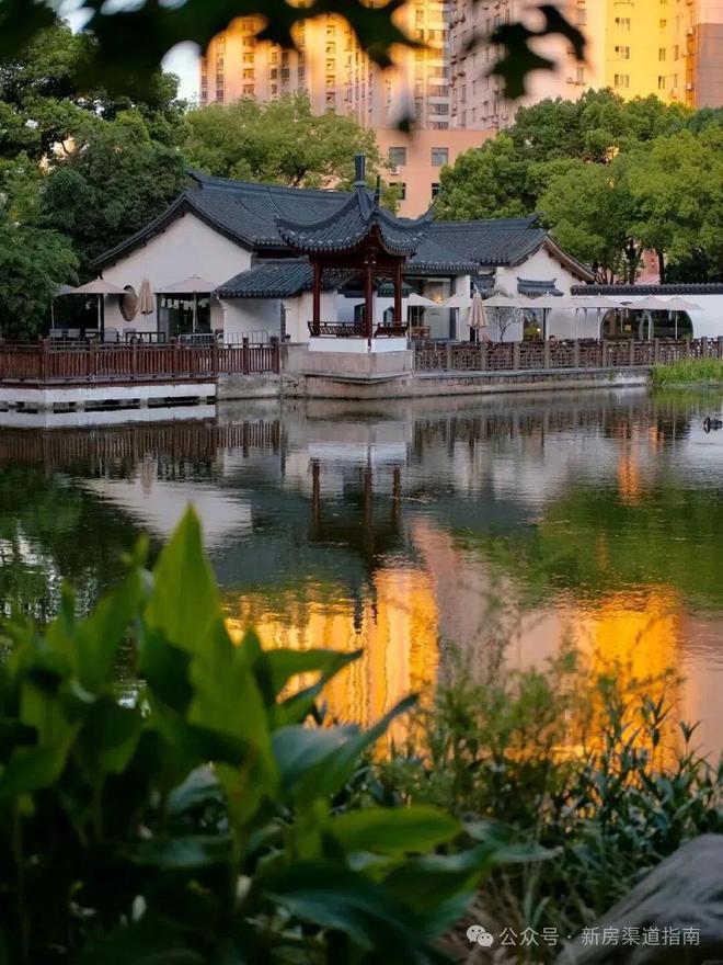 虹口金茂璞元售楼处发布：营销中心！J9真人游戏第一品牌热搜好房！上海(图40)