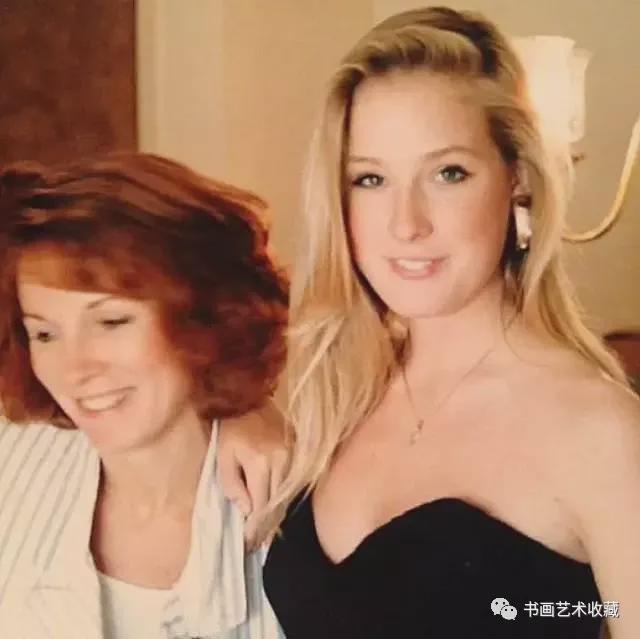 脱衣舞娘：身家14亿的她简直太美了！九游会j9入口登录新版世界上最知名的(图34)