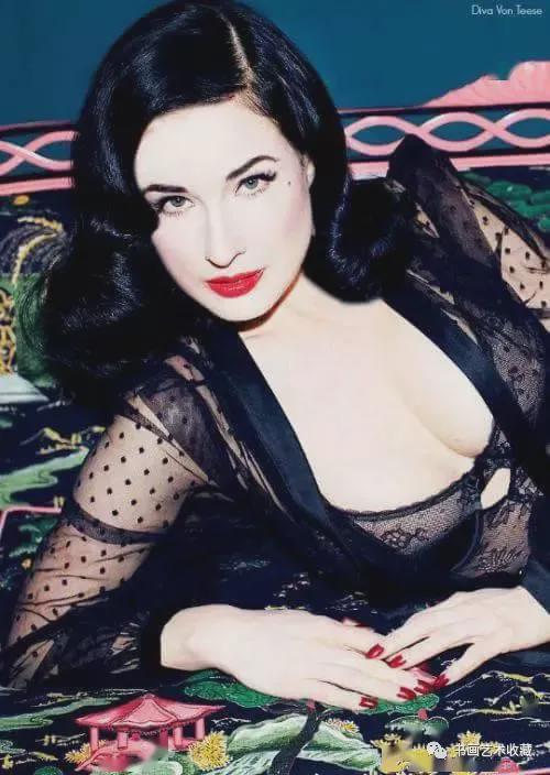 脱衣舞娘：身家14亿的她简直太美了！九游会j9入口登录新版世界上最知名的(图39)